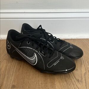 Nike‎ Men's Mercurial Vapor 14 Club MG/FG Black Silver Soccer Cleats Size 7